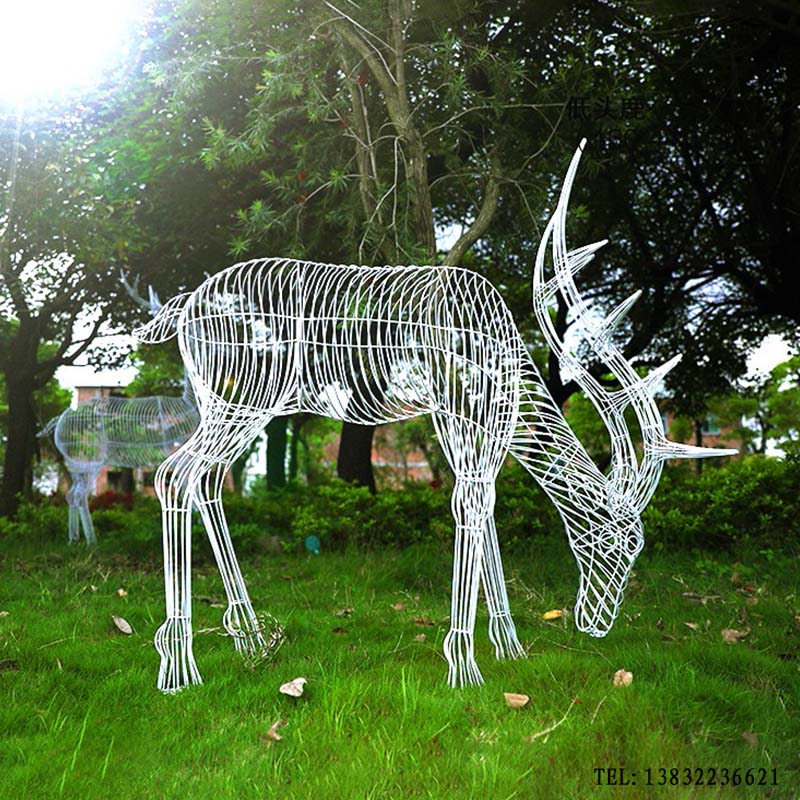 不锈钢动物鹿雕塑定制厂家